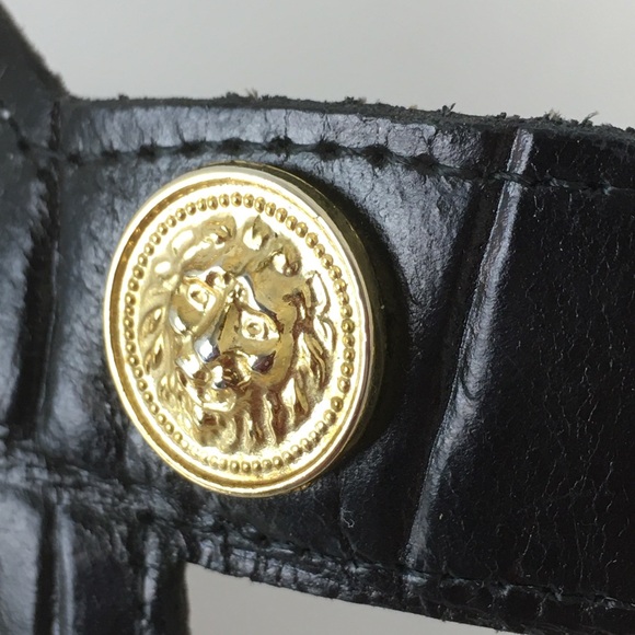 Vintage Lion Head Gold Tone Wide Statement Belt Black Croc Embossed - Picture 7 of 12
